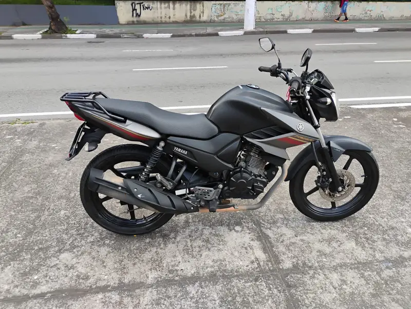 Yamaha YS 150 Fazer SED