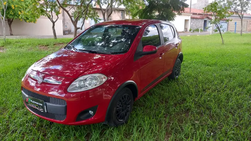 Fiat Palio Attractive 1.0 8V (Flex)