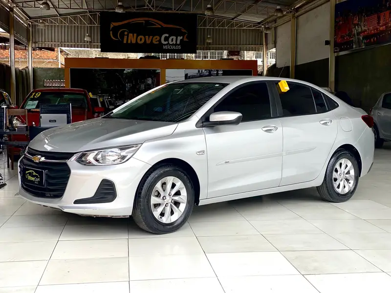 Chevrolet Onix Plus 1.0 LT (Flex)