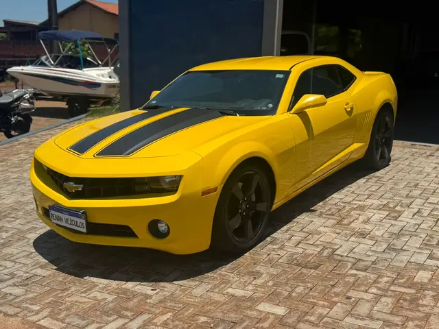 Carro Chevrolet Camaro 2011 SS 6.2