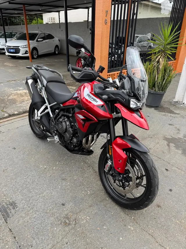 Carro Triumph Tiger 900 2022 900 GT Pro