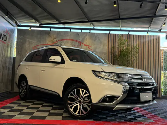 Carro Mitsubishi Outlander 2017 2.0 16V CVT