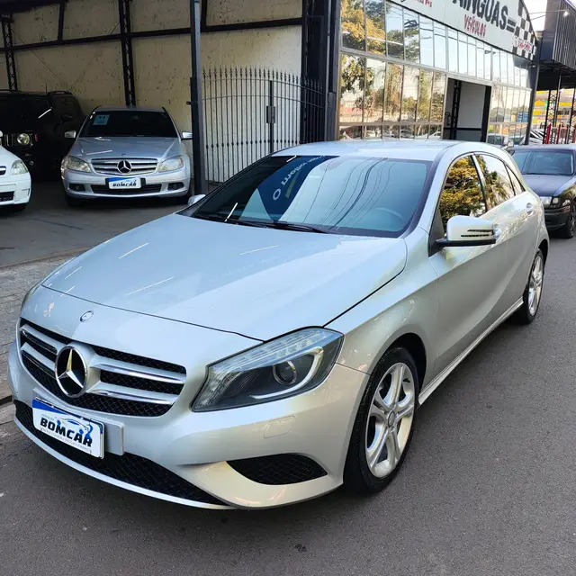 Carro Mercedes-Benz Classe A  2014 200 Style 1.6 DCT Turbo