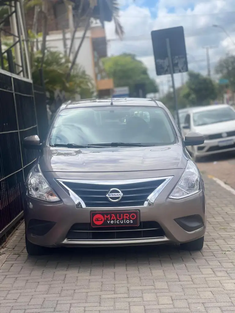 Nissan Versa 1.0 12V (Flex)