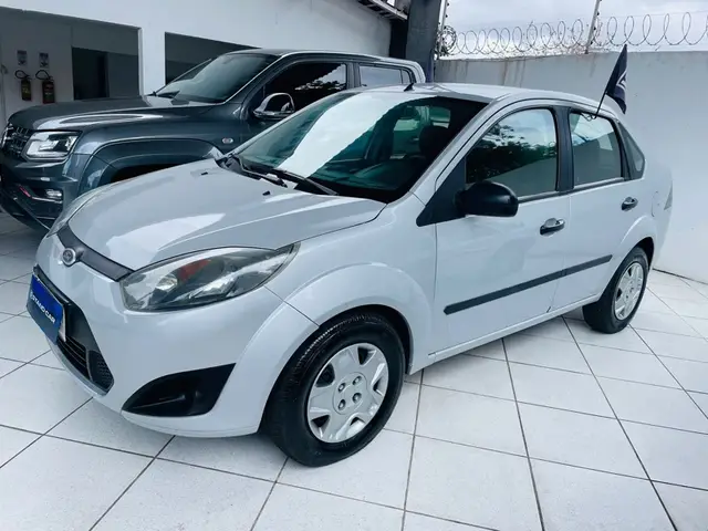Carro Ford Fiesta Sedan 2012 1.0 Rocam (Flex)