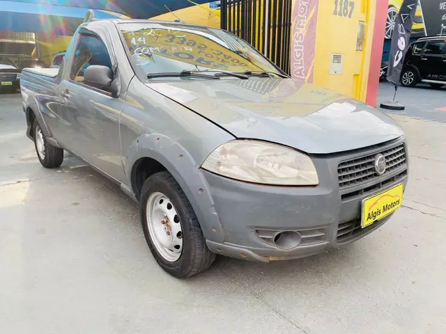 Carro Fiat Strada 2013 Working Celeb.1.4 Fire Flex 8V CS
