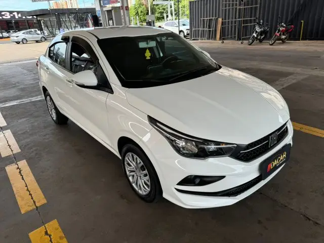 Carro Fiat Cronos 2022 Drive 1.3