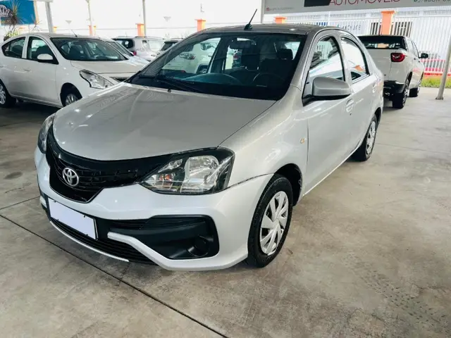 Carro Toyota Etios Sedan 2019 X 1.5 (Flex)