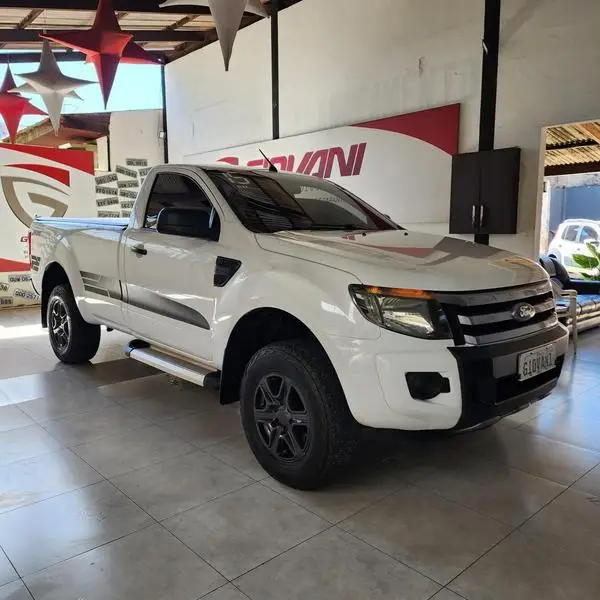 Carro Ford Ranger Cabine Simples 2015 XLS 2.5 16V 4x2 CS Flex