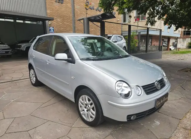 Carro Volkswagen Polo 2005 Hatch. Série Ouro 1.6 8V (Flex)