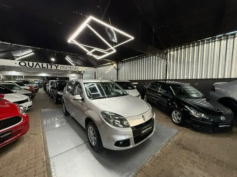 Renault Sandero Expression 1.0 16V (flex)