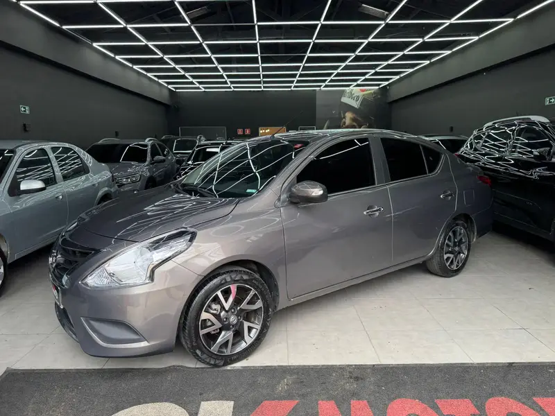 Nissan Versa 1.6 16V SL FlexStart CVT (Flex)