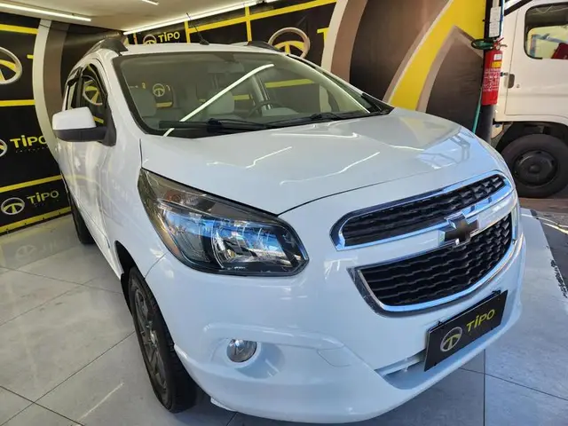 Carro Chevrolet Spin 2015 LTZ 7S 1.8 (Flex)