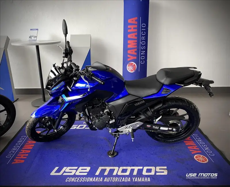 Yamaha Fazer FZ25 Flex