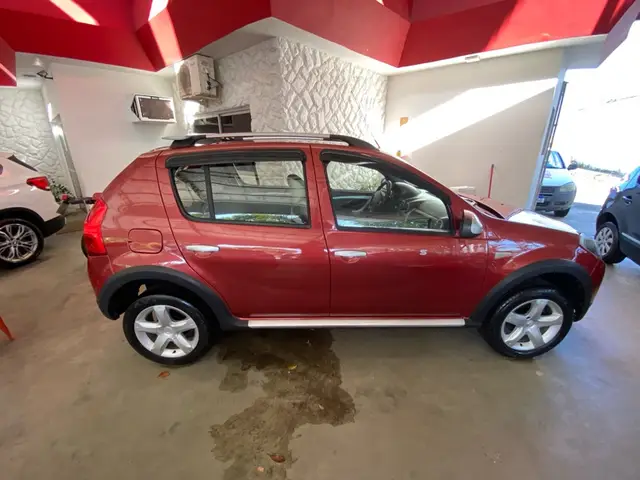 Carro Renault Sandero Stepway 2011 1.6 16V (Flex)