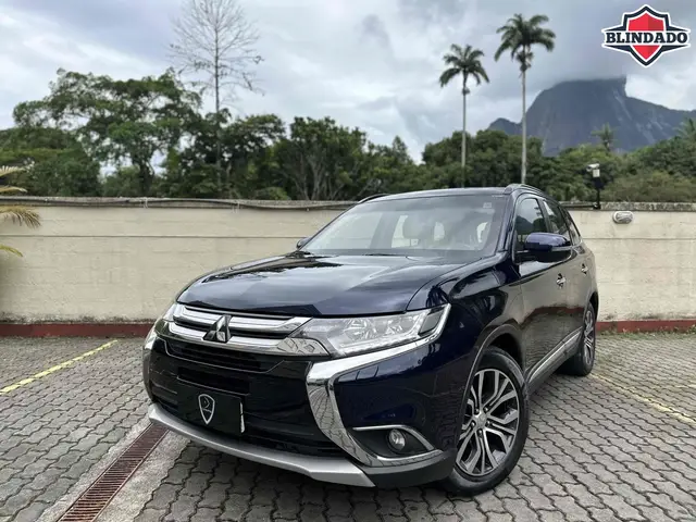 Carro Mitsubishi Outlander 2016 2.2 DI-D 4WD (Aut)