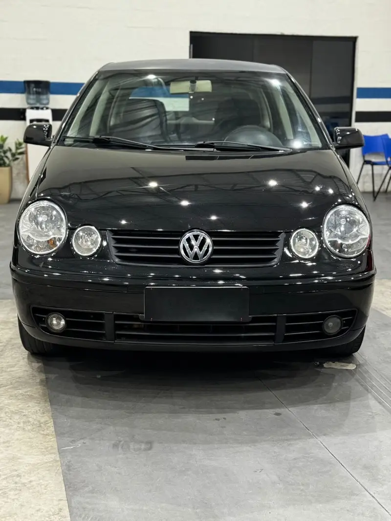 Volkswagen Polo Hatch. Sportline 1.6 8V (Flex)