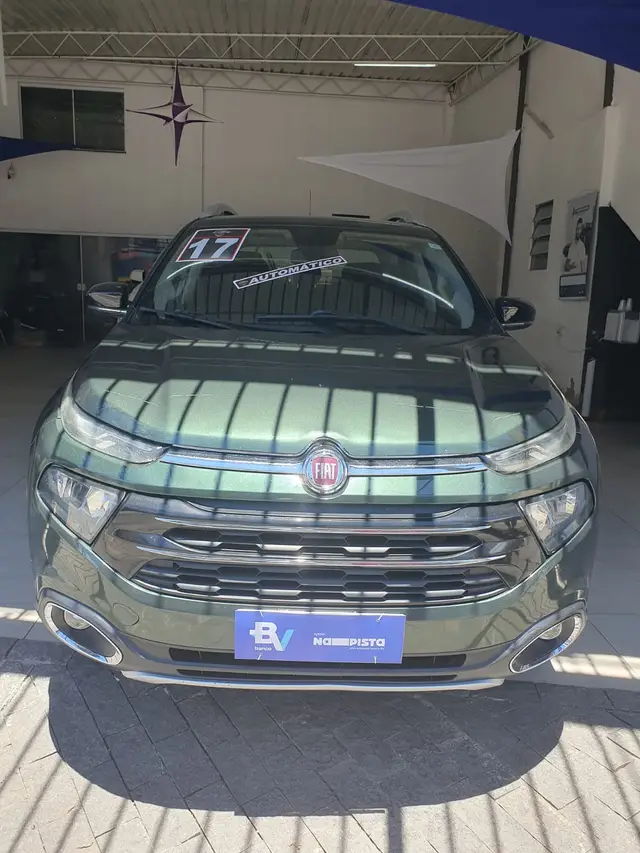 Carro Fiat Toro 2017 Volcano 2.0 diesel AT9 4x4
