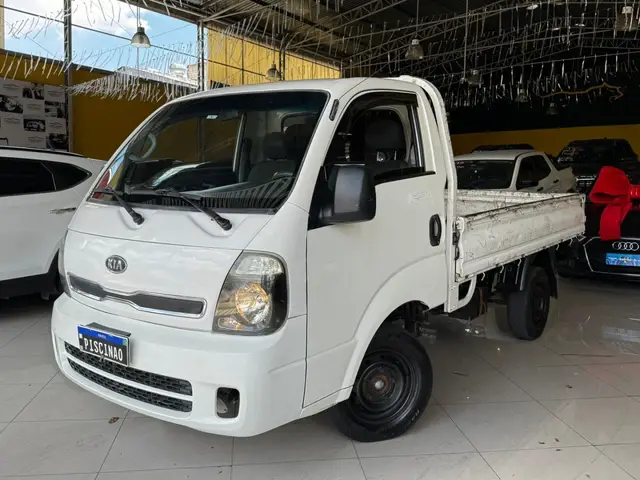 Carro Kia Bongo 2013 2.5 STD RS Sem Carroceria K.785