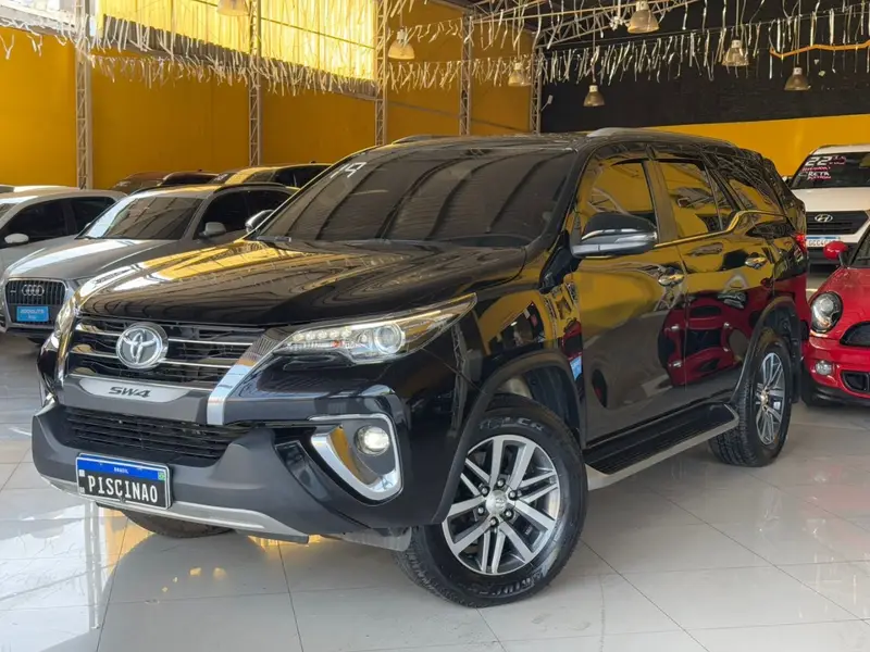 Toyota SW4 2.8 TDI SRX 7L 4x4 (Aut) (Diesel)