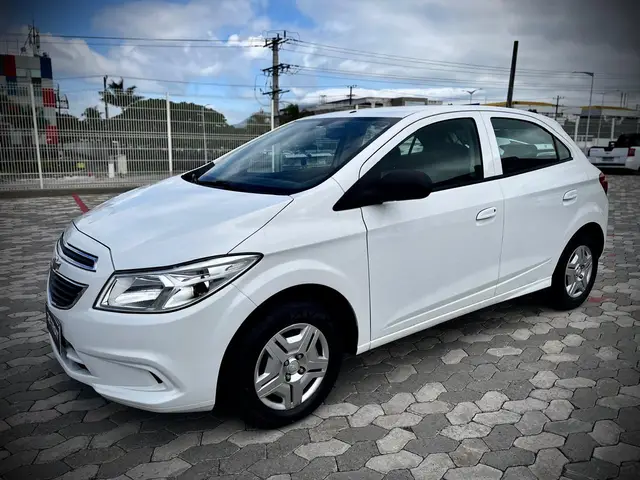 Carro Chevrolet Onix 2015 1.0 LT SPE/4
