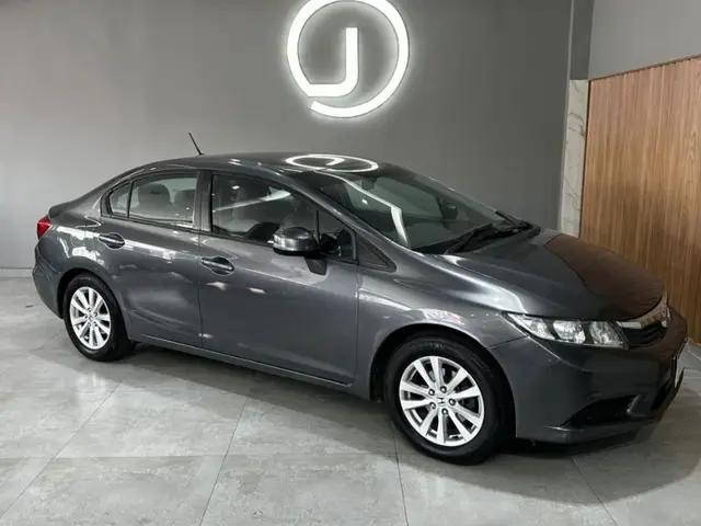 Carro Honda Civic 2014 New  LXS 1.8 16V i-VTEC (Flex)