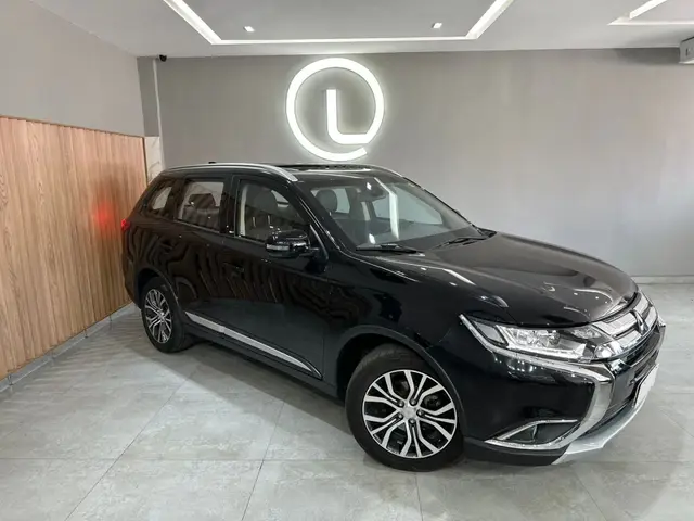 Carro Mitsubishi Outlander 2018 2.0 16V CVT