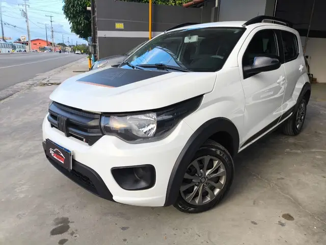 Carro Fiat Mobi 2024 Trekking 1.0
