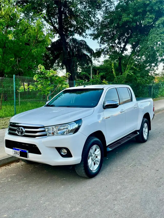 Carro Toyota Hilux Cabine Dupla 2018 Hilux 2.7 SRV CD 4x2 (Flex) (Aut)