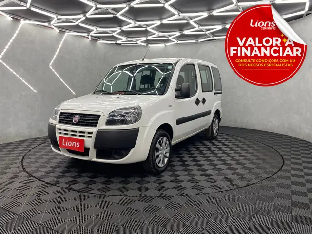 Carro Fiat Doblò 2020 Essence 1.8 16V (Flex)
