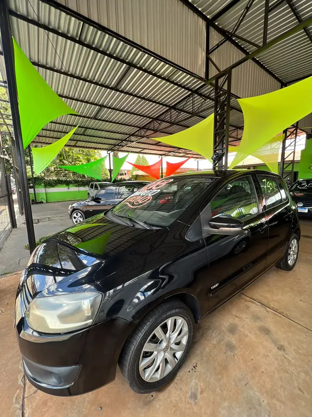 Carro Volkswagen Fox 2013 1.0 VHT (Flex) 2p