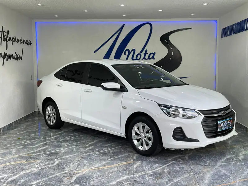 Chevrolet Onix Plus LT 1.0