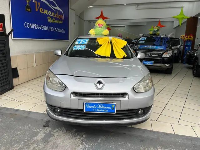 Carro Renault Fluence 2012 2.0 16V Dynamique (Flex)