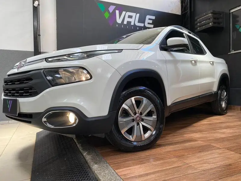 Fiat Toro Freedom 1.8 AT6 4x2 (Flex)