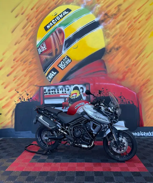 Carro Triumph Tiger 800 2018 800 XRx
