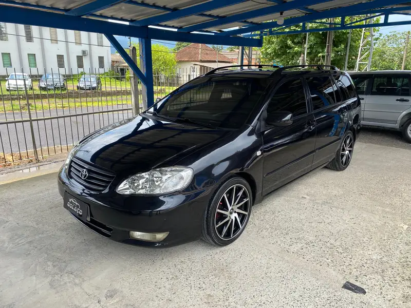 Toyota Corolla Fielder 1.8 16V (aut)
