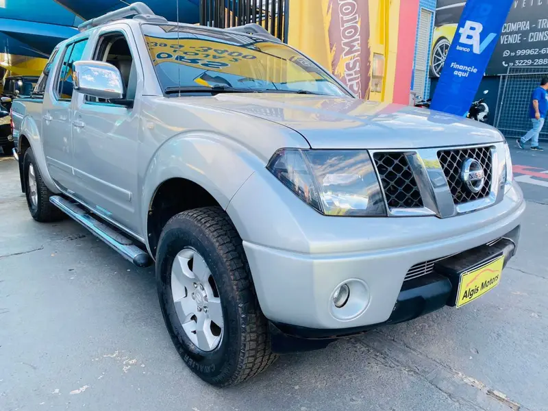 Nissan Frontier LE 4x4 2.5 16V (cab. dupla)