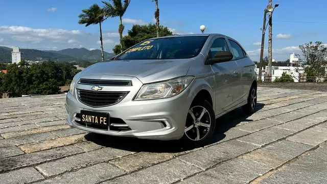 Carro Chevrolet Onix 2015 1.0 LT SPE/4