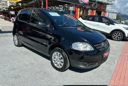 Carro Volkswagen Fox 2010 1.0 8V (Flex) 4p
