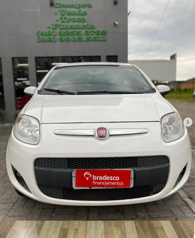 Carro Fiat Palio 2016 Essence 1.6 16V (Flex)