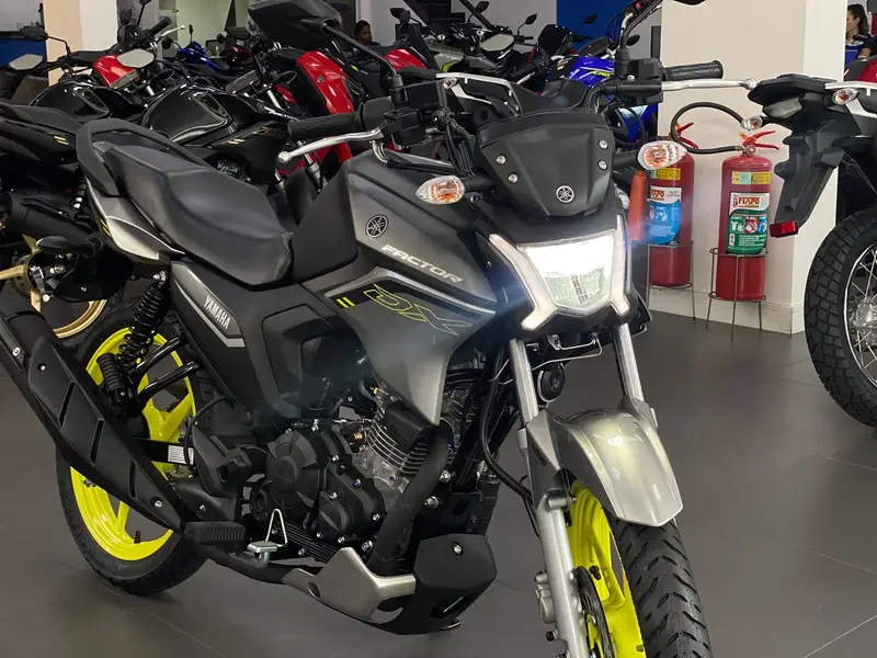 Yamaha YBR 150 Factor DX
