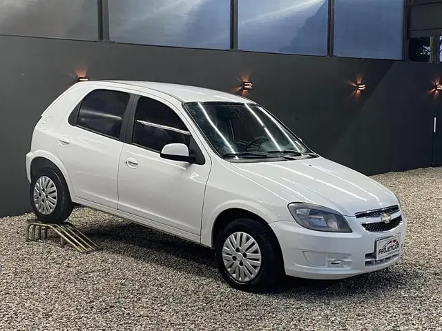 Carro Chevrolet Celta 2015 LT 1.0 (Flex)