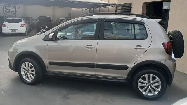 Carro Volkswagen CrossFox 2014 1.6 Mi Total Flex