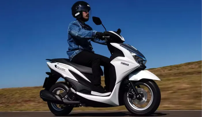 Yamaha Fluo ABS Hybrid Connected chega ao Brasil como a primeira scooter híbrida do país trazendo economia e modernidade