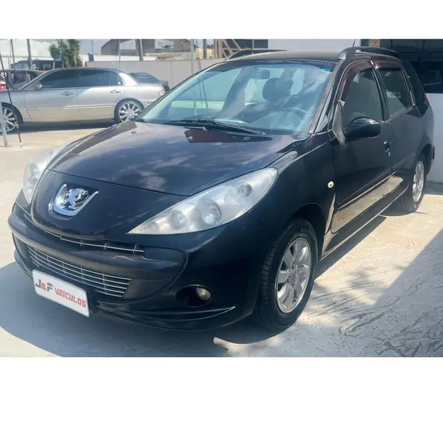 Carro Peugeot 207 SW 2011 XR S 1.4 8V (flex)