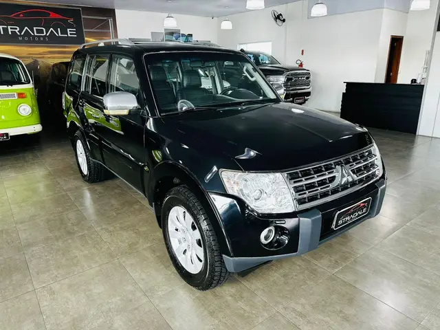 Carro Mitsubishi Pajero Full 2011 3.2 DI-D 5D HPE 4WD