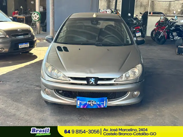 Carro Peugeot 206 2005 Hatch. Feline 1.6 16V (flex)