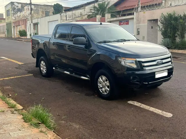 Carro Ford Ranger Cabine Dupla 2016 Ranger XLS 2.2 4x4 CD Diesel Aut.