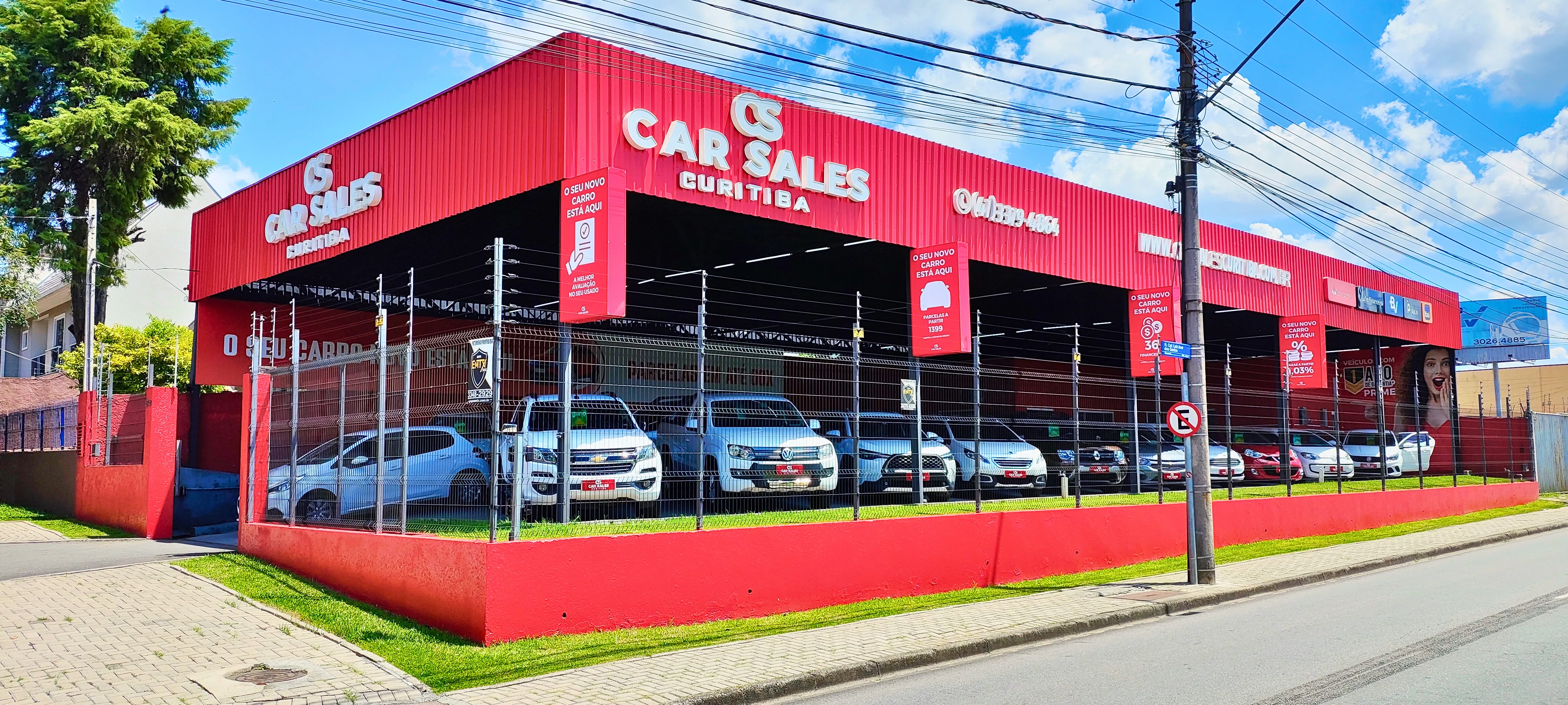 Fachada da loja Veículos à venda em CAR SALES CURITIBA - Curitiba - PR | Mobiauto
