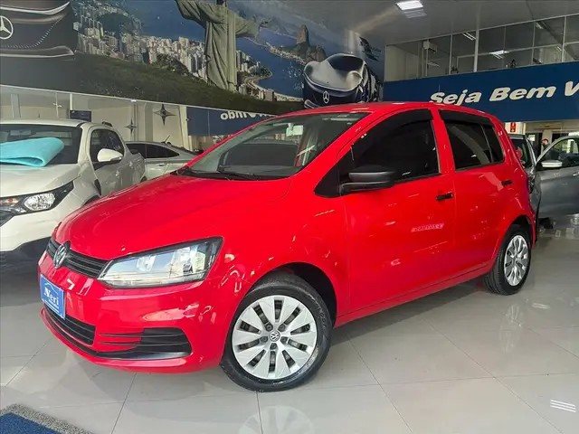 Carro Volkswagen Fox 2015 Trendline 1.0 TEC (Flex)